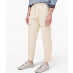 Lululemon Utilitech Straight Leg Pants Sz XS‎ White Opal